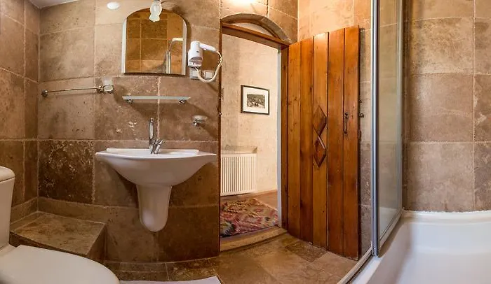 Kirkit 3* 阿瓦诺斯